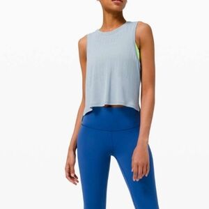 Lululemon train to be tank size 6